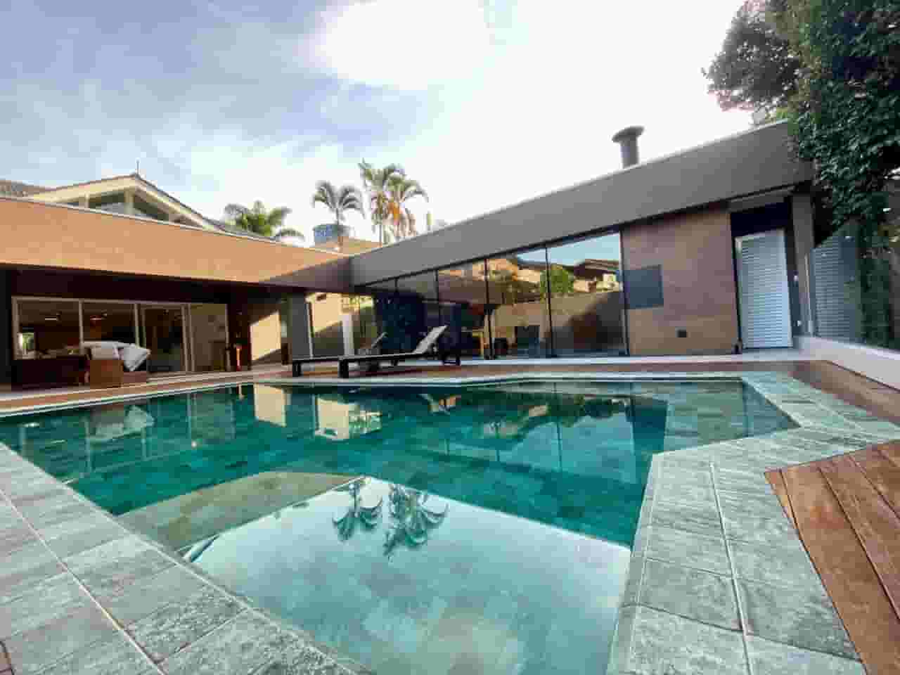 Linda Casa próxima a praia na Riviera de São Lourenço. - Imagem 1
