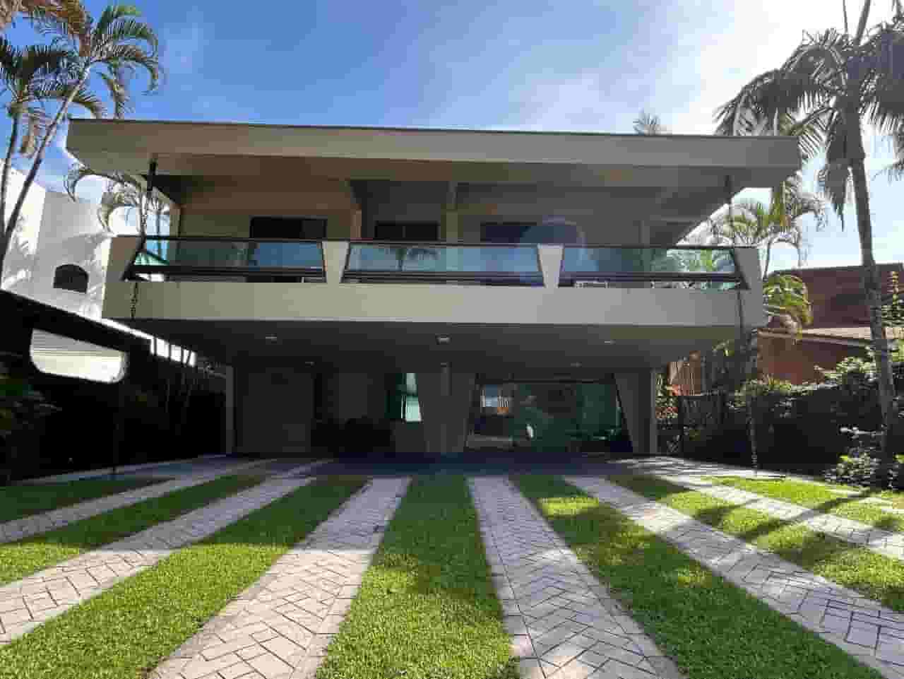 Casa de Luxo com 6 Quartos e 5 Suítes em Módulo 05, Bertioga, São Paulo - Imagem 1