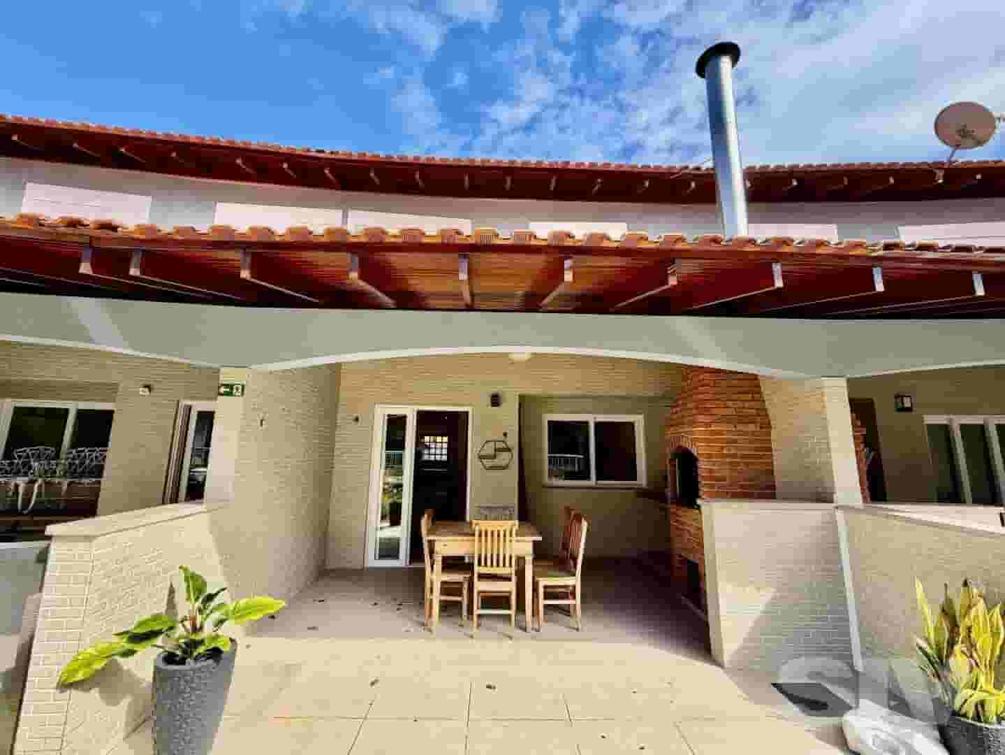 Village com 3 dormitórios à venda, 121 m² por R$ 2.200.000,00 - Riviera Módulo 21 - Bertioga/SP - Imagem 2
