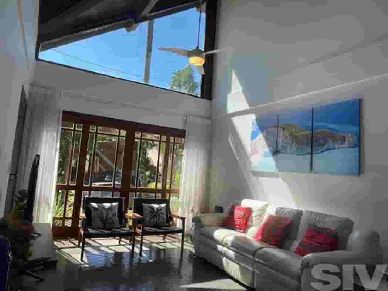 Village com 4 dormitórios à venda, 184 m² por R$ 2.150.000,00 - Riviera Módulo 28 - Bertioga/SP - Imagem 1