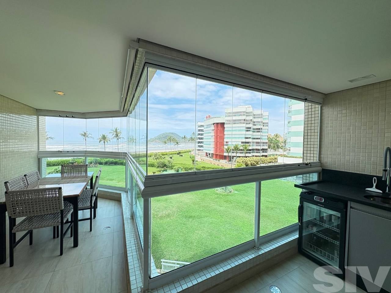 Apartamento com 3 dormitórios à venda, 119 m² por R$ 6.100.000,00 - Riviera Módulo 2 - Bertioga/SP - Imagem 1